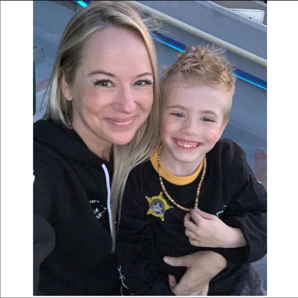 Public IG: sum.merluv Posh IG: armariodemariposas - Picture 3 of 7